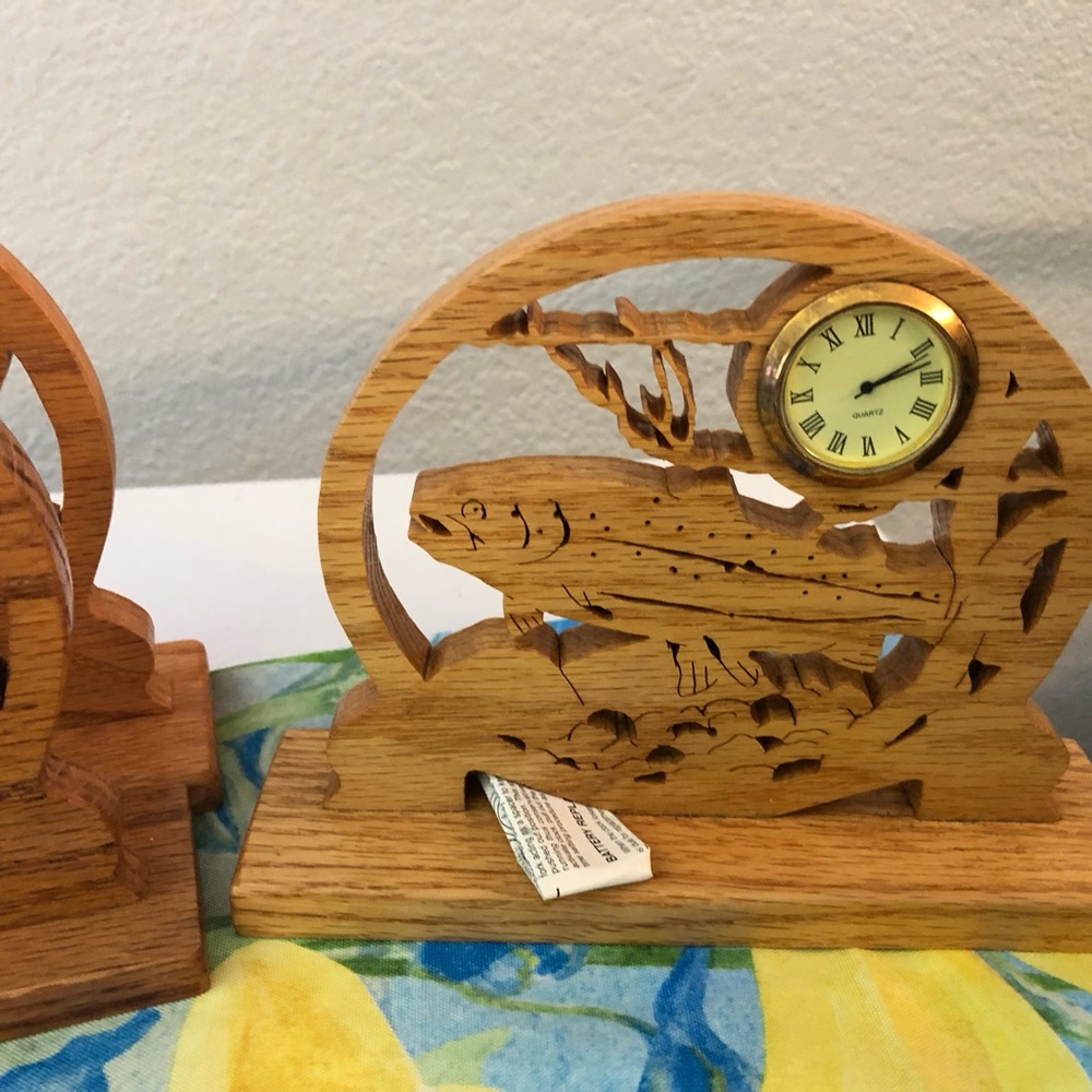 Desk clocks - Picture 2 of 3